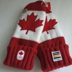 HBC/Canada Olympics Mittens